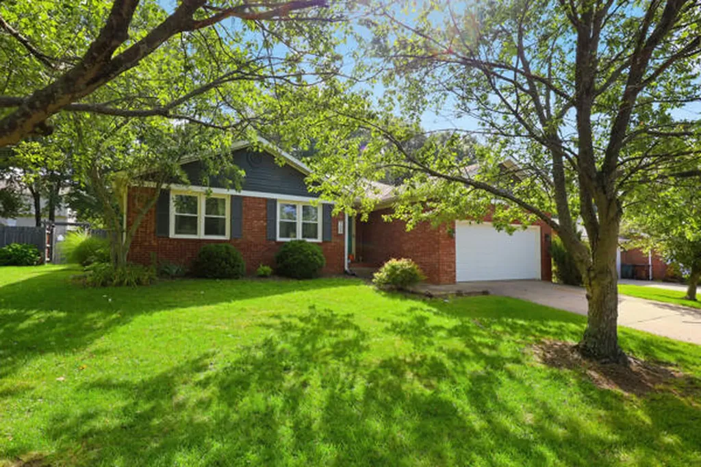 204 Setti Place Road Versailles KY 40383