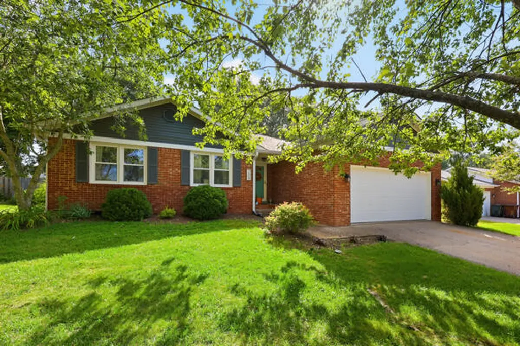 204 Setti Place Road Versailles KY 40383