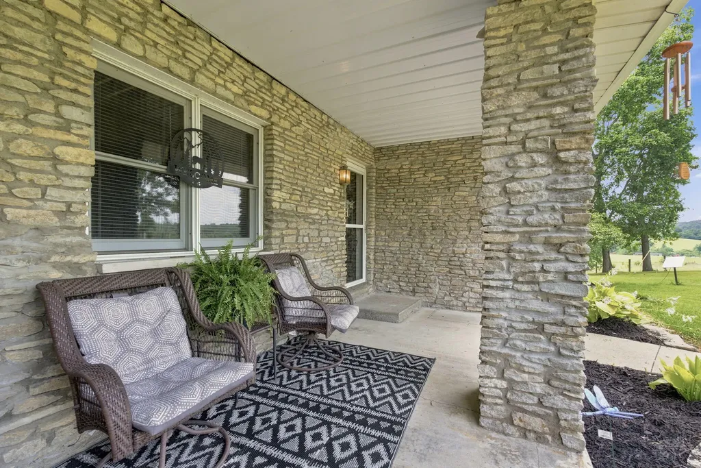 3245 State Highway 1284 Cynthiana KY 41031