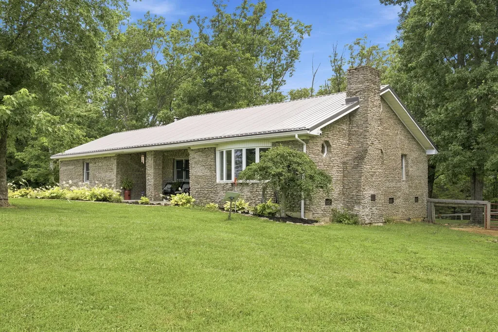 3245 State Highway 1284 Cynthiana KY 41031