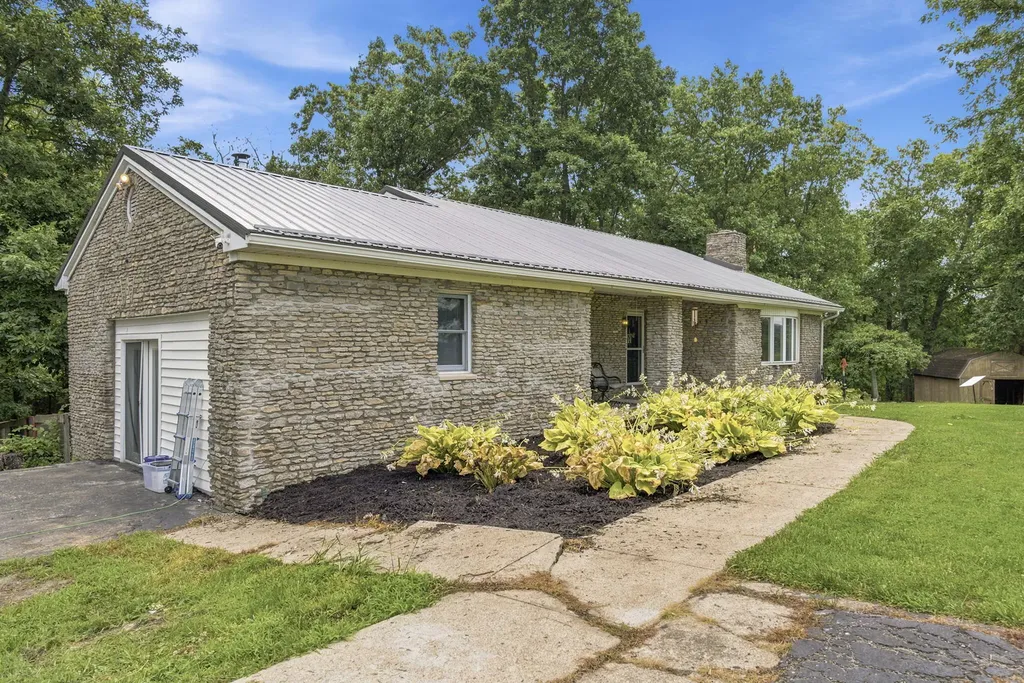 3245 State Highway 1284 Cynthiana KY 41031