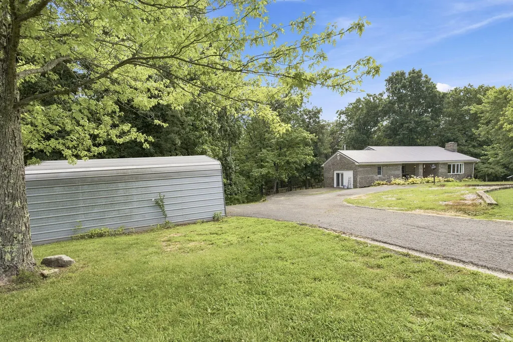 3245 State Highway 1284 Cynthiana KY 41031