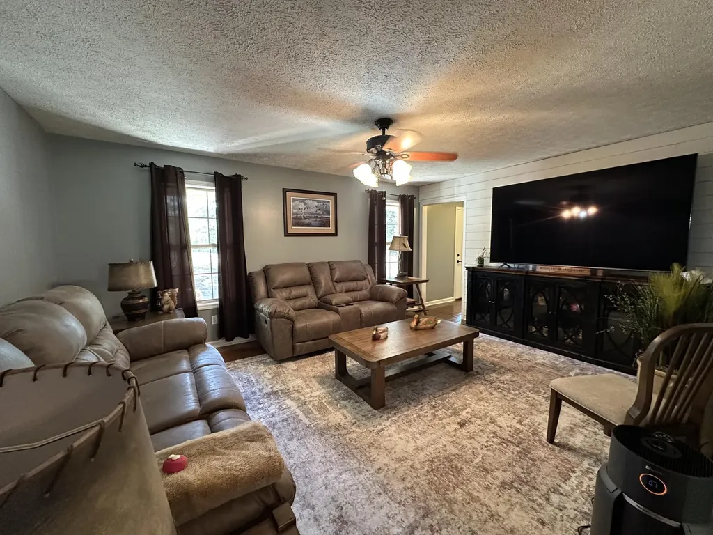 330 Alexander Road Dawson Springs KY 42408