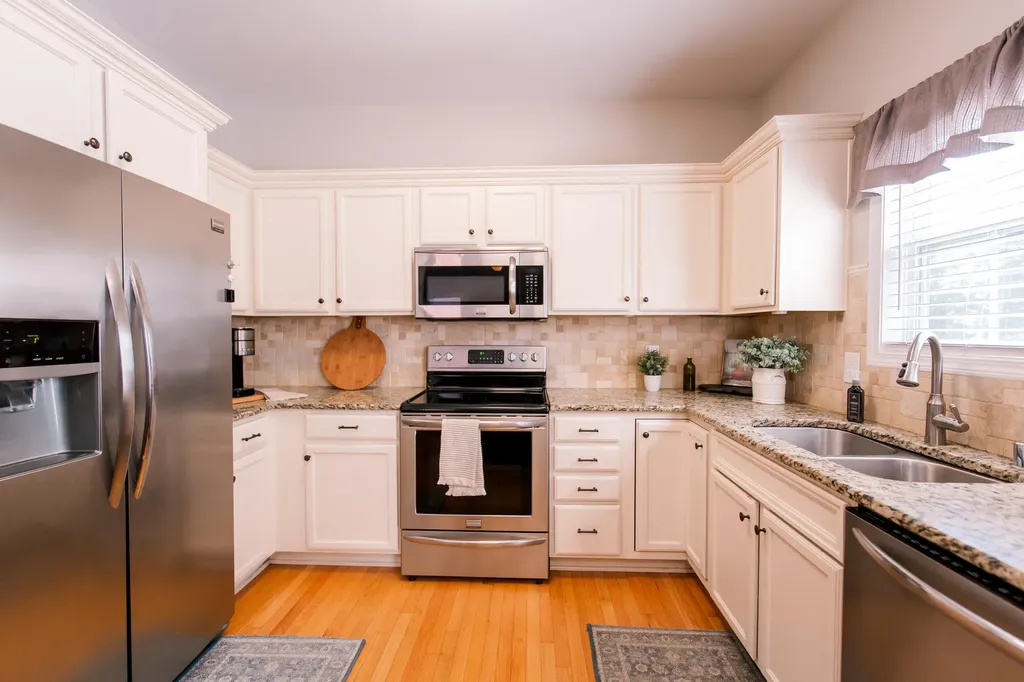 308 S Hill Road Versailles KY 40383