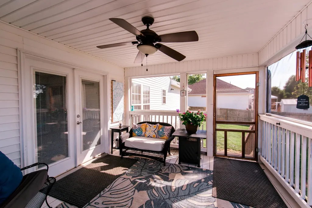 308 S Hill Road Versailles KY 40383