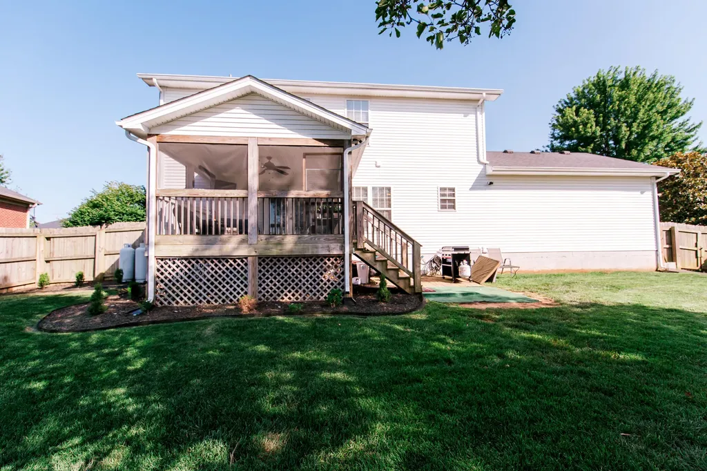308 S Hill Road Versailles KY 40383