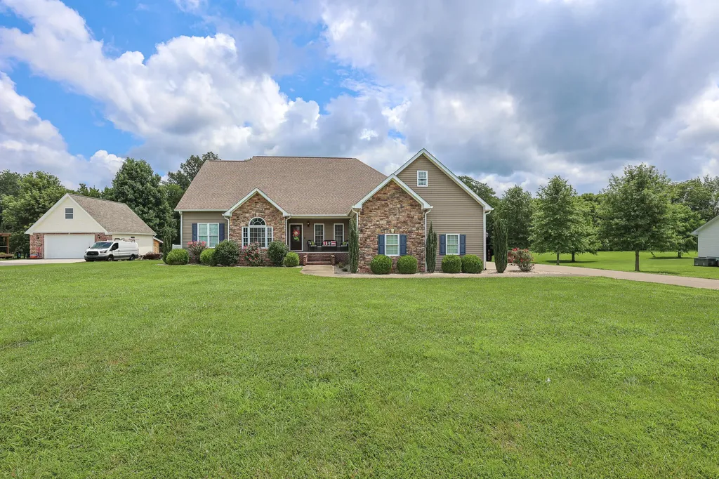 157 Alben Drive Benton KY 42025