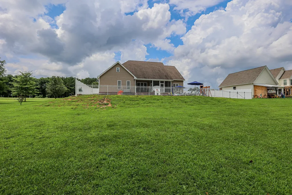 157 Alben Drive Benton KY 42025