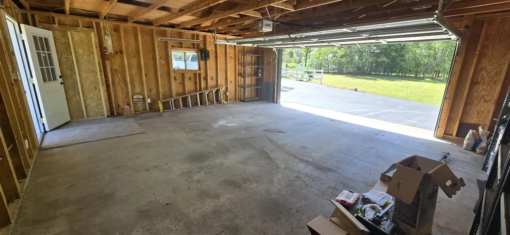 3259 Big Bear Highway Benton KY 42025