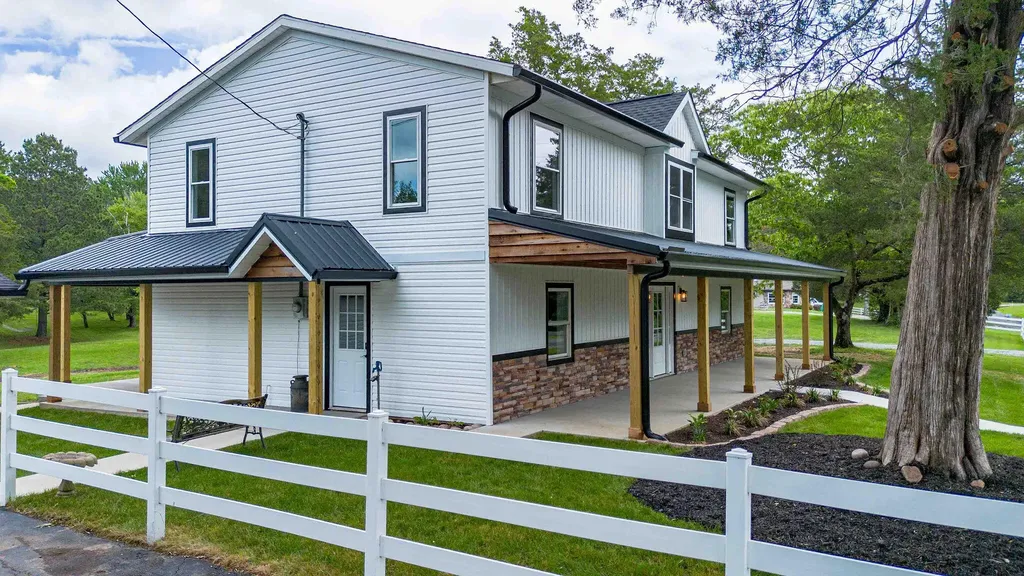 3259 Big Bear Highway Benton KY 42025