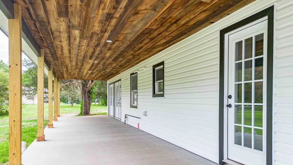 3259 Big Bear Highway Benton KY 42025