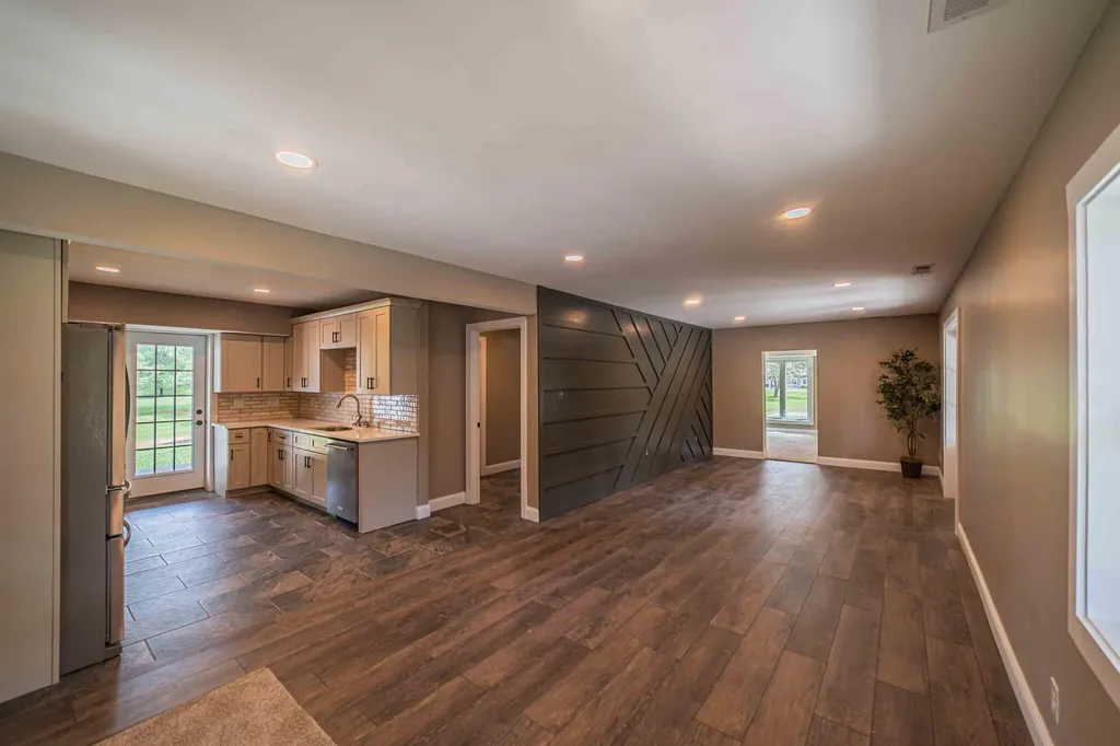 3259 Big Bear Highway Benton KY 42025