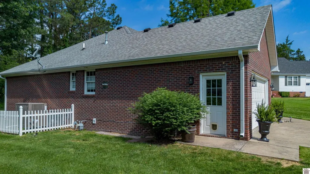 340 Jolee Way Paducah KY 42001