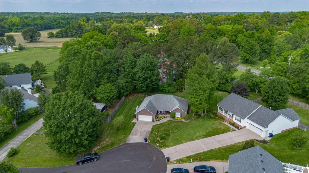 340 Jolee Way Paducah KY 42001