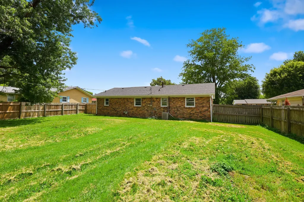211 Laurel Drive Berea KY 40403