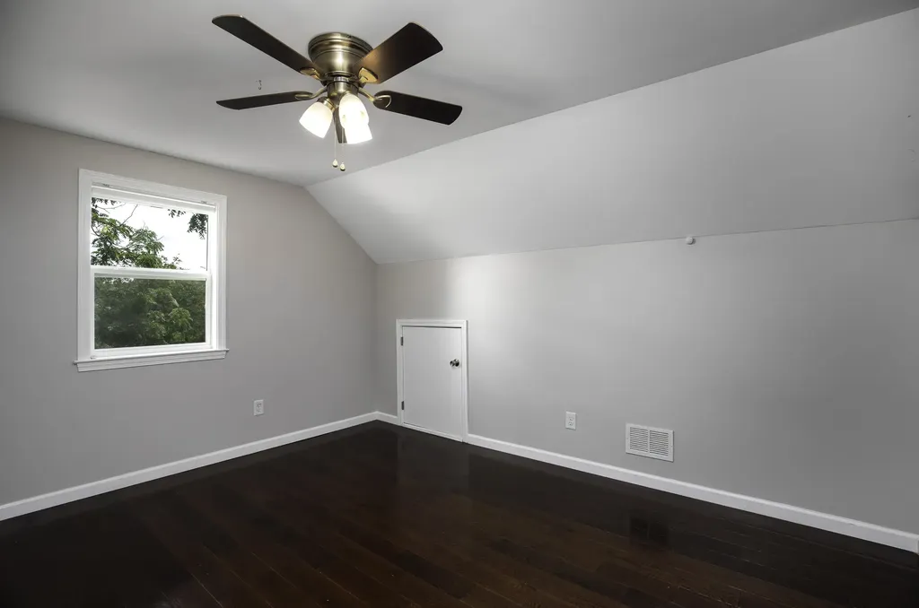 5977 Mount Sterling Road Winchester KY 40391