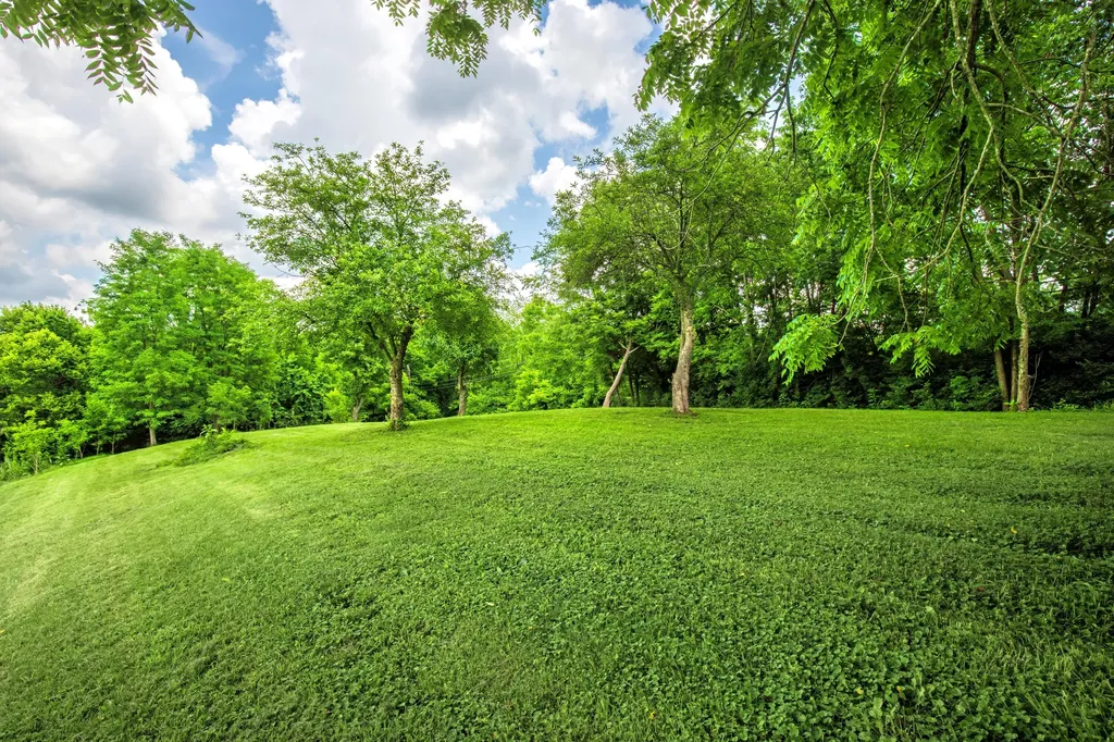 5977 Mount Sterling Road Winchester KY 40391