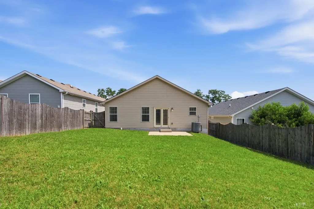 3177 Tiburon Way Lexington KY 40511
