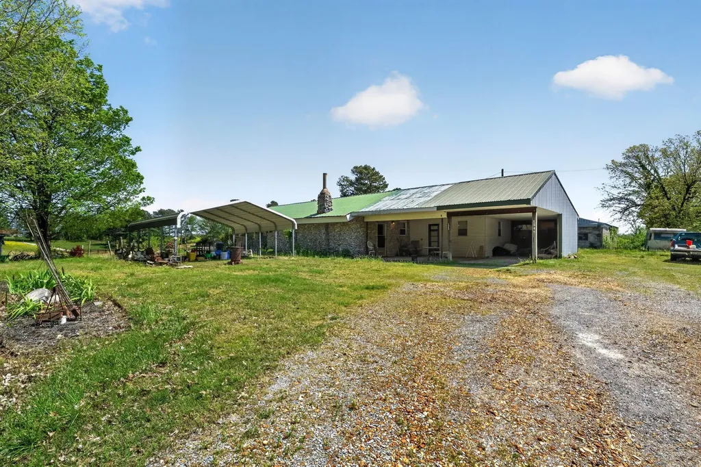 1549 Golo Road Mayfield KY 42066