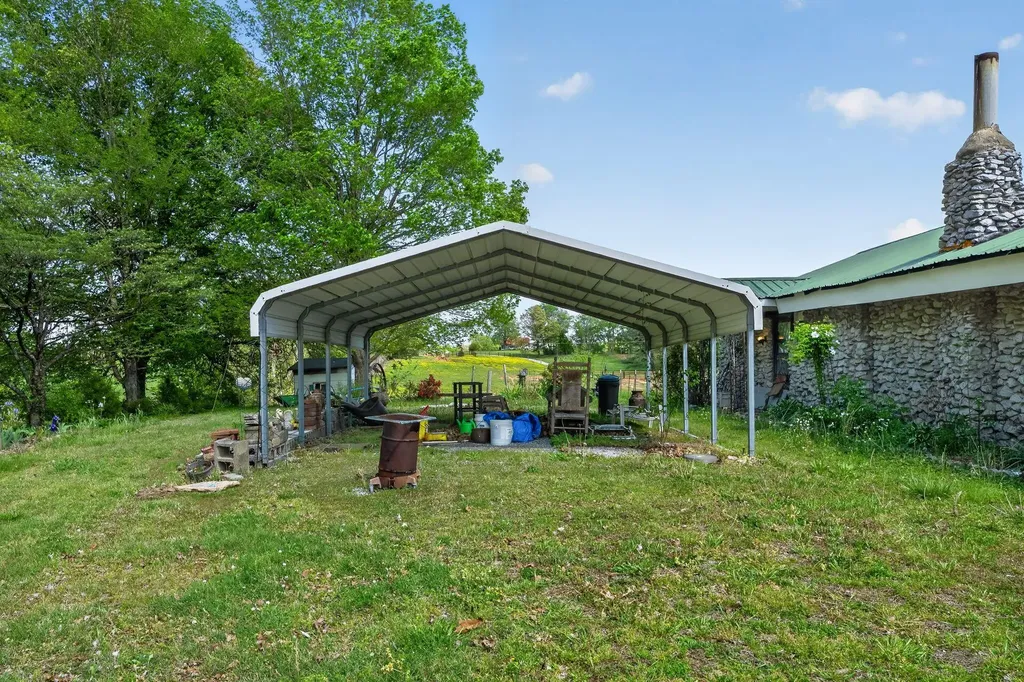 1549 Golo Road Mayfield KY 42066