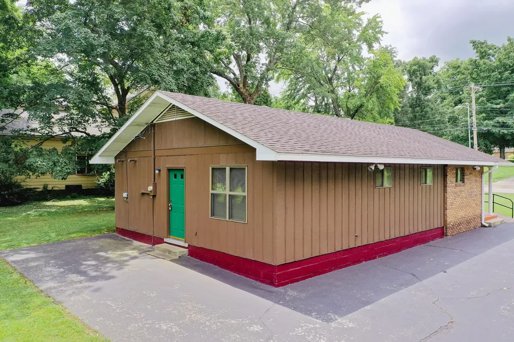 505 Hopkinsville Street Princeton KY 42445