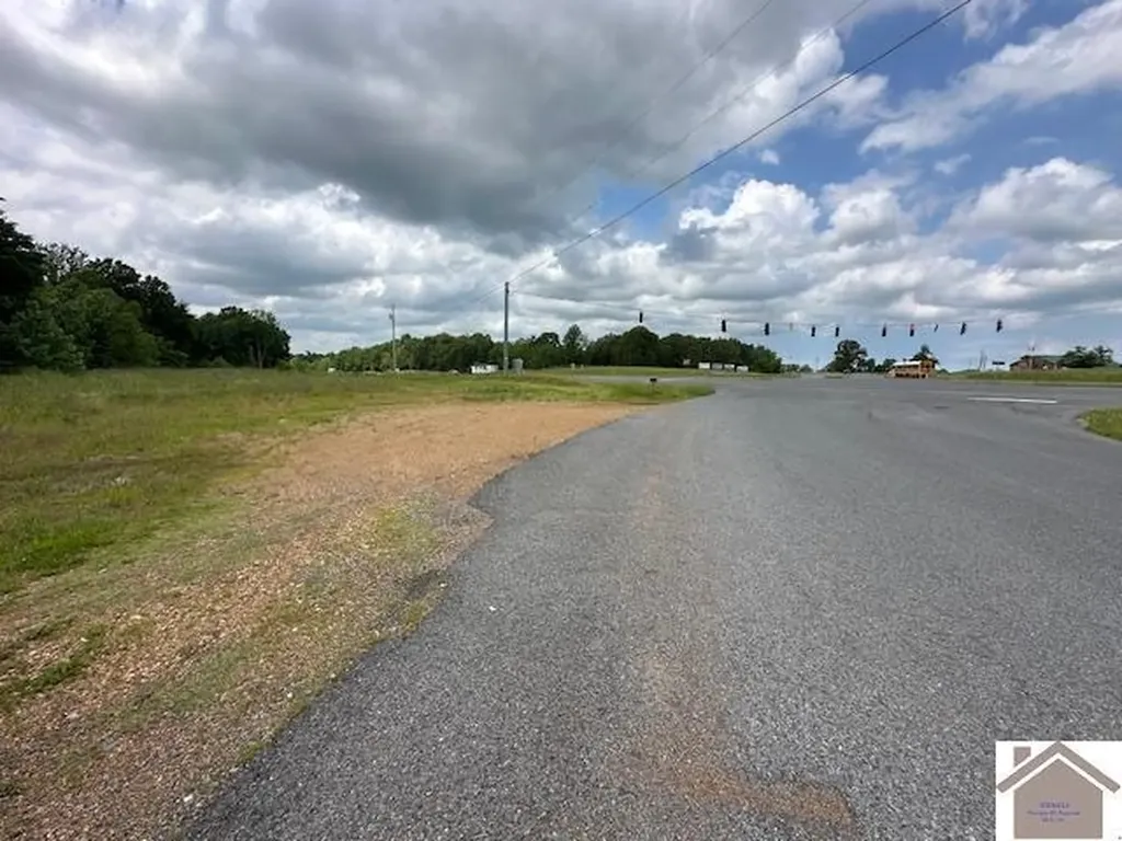 552 Toy York Benton KY 42025