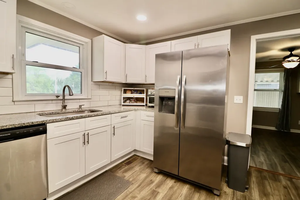 2614 Kentucky 121 South Murray KY 42071