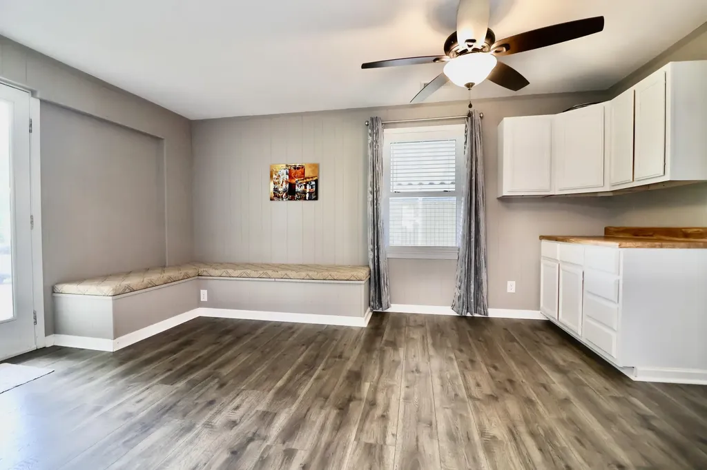 2614 Kentucky 121 South Murray KY 42071