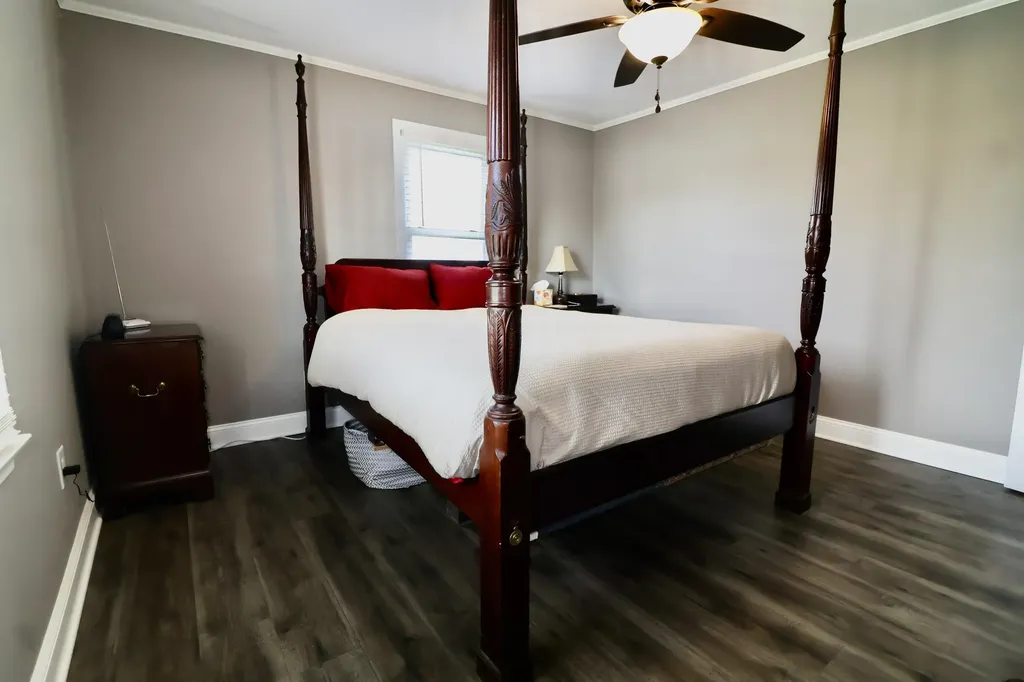 2614 Kentucky 121 South Murray KY 42071
