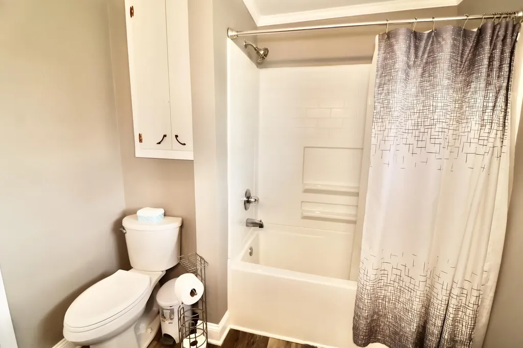2614 Kentucky 121 South Murray KY 42071