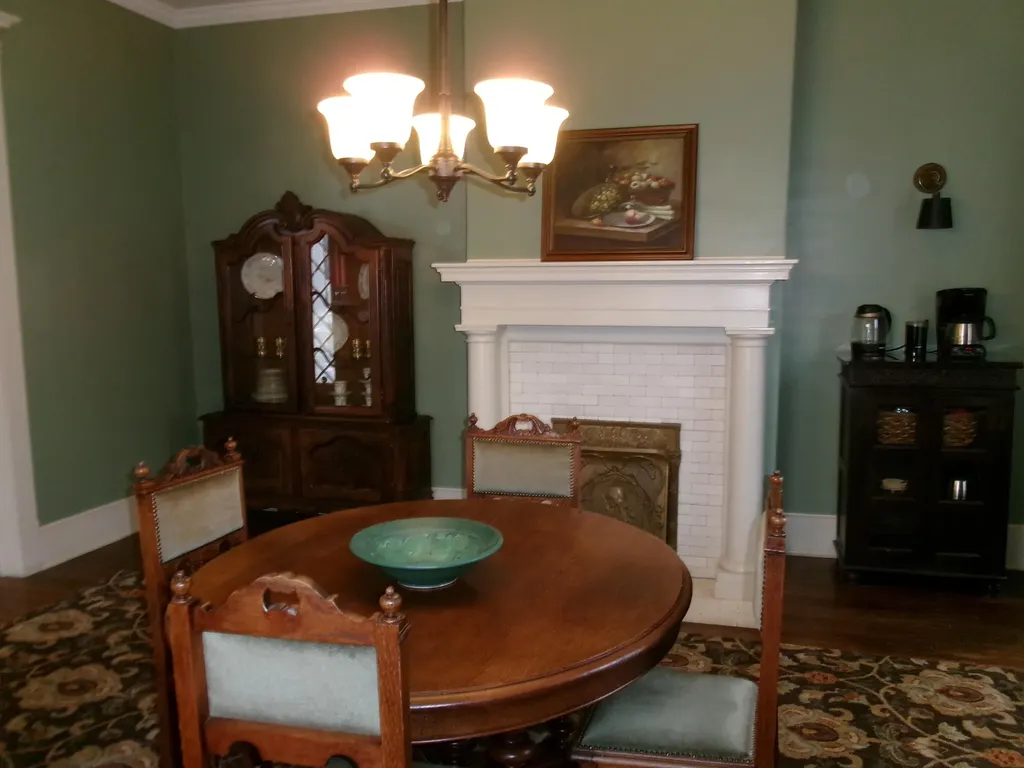 629 S 2nd Street Mayfield KY 42066