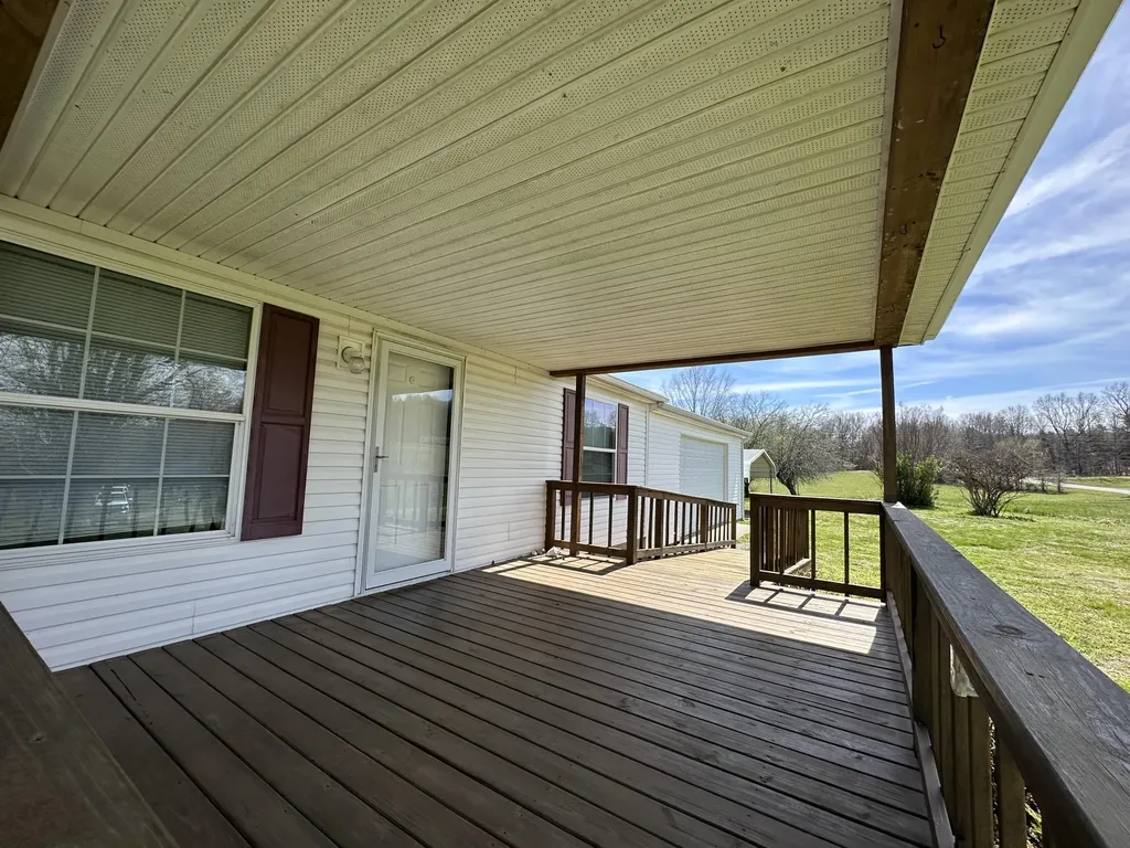 9896 N Kentucky 293 Princeton KY 42445