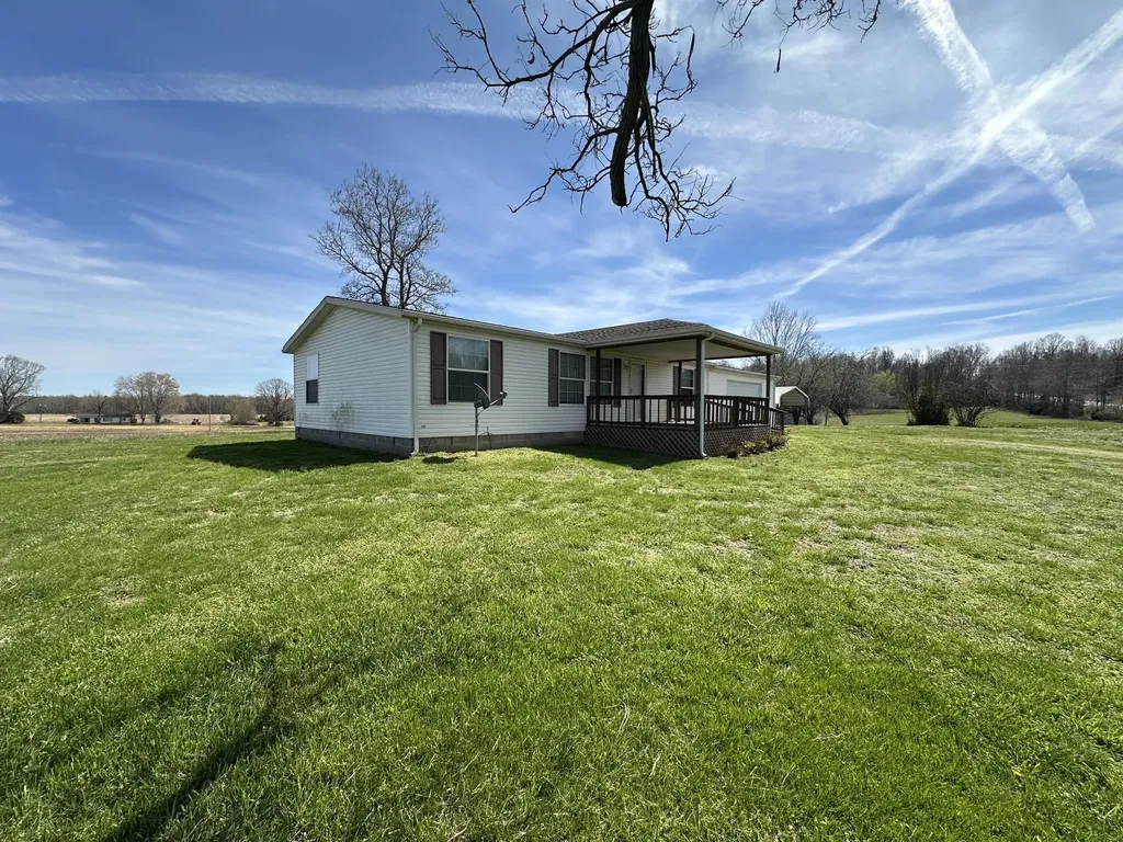 9896 N Kentucky 293 Princeton KY 42445