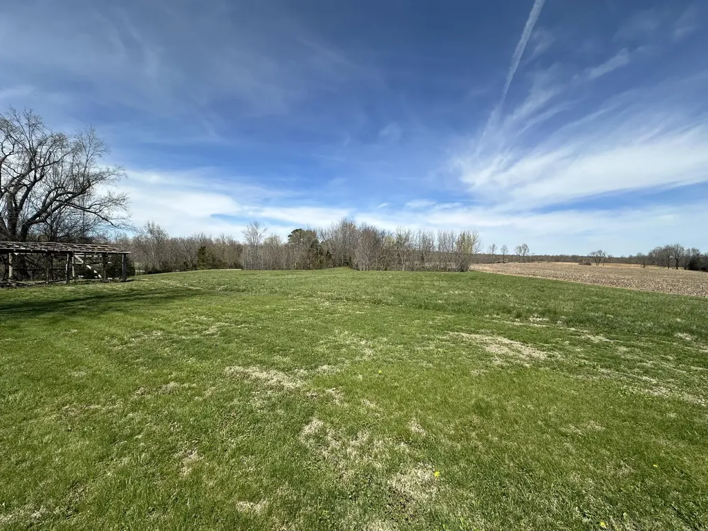 9896 N Kentucky 293 Princeton KY 42445