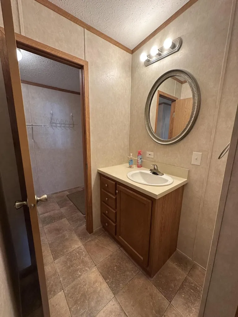 9896 N Kentucky 293 Princeton KY 42445