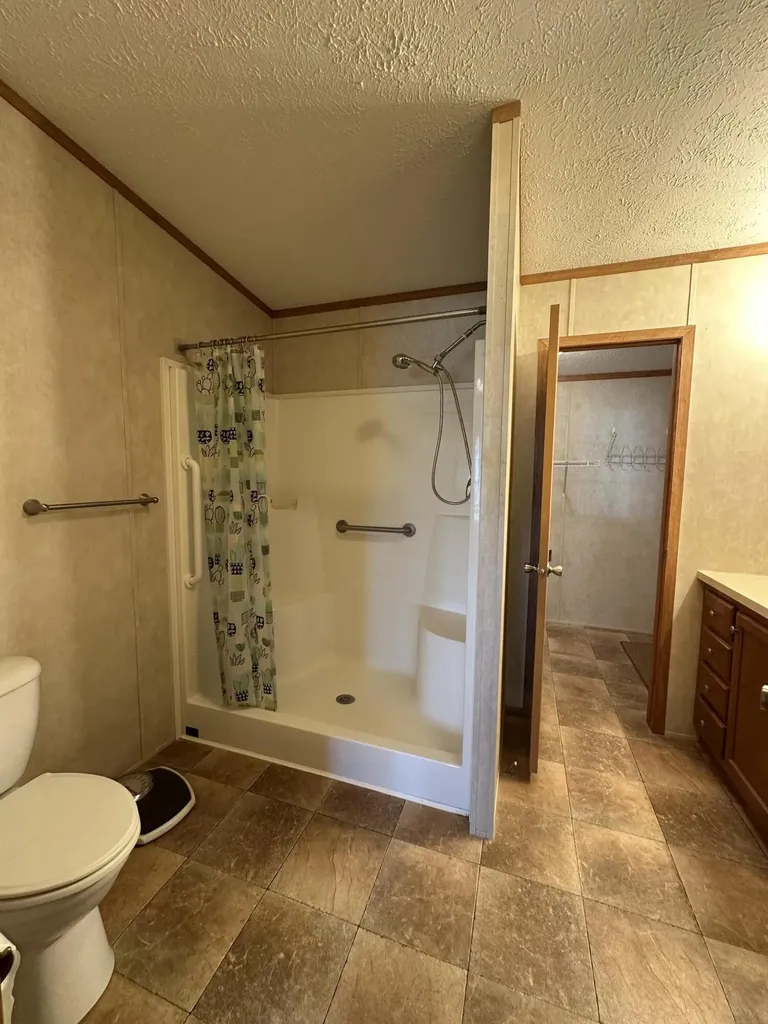 9896 N Kentucky 293 Princeton KY 42445