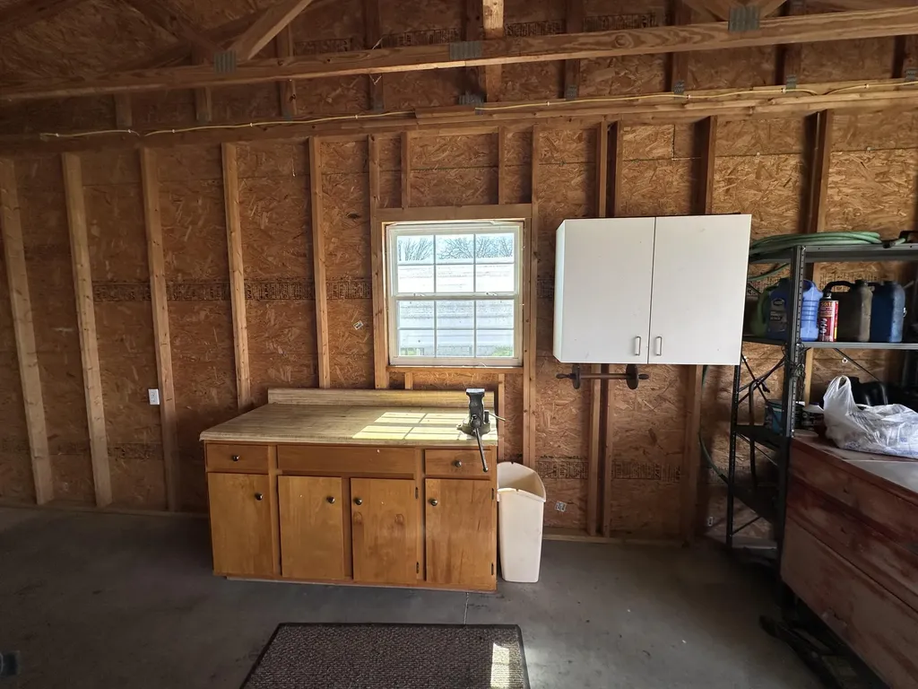 9896 N Kentucky 293 Princeton KY 42445