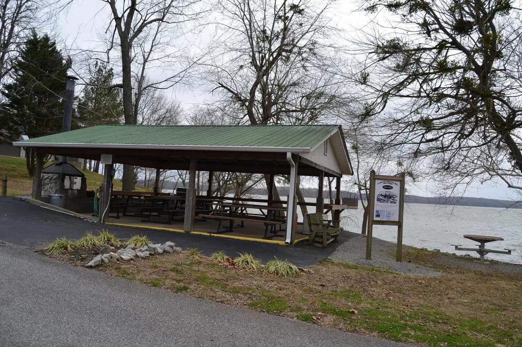 76 Rolling Mill Road Eddyville KY 42038