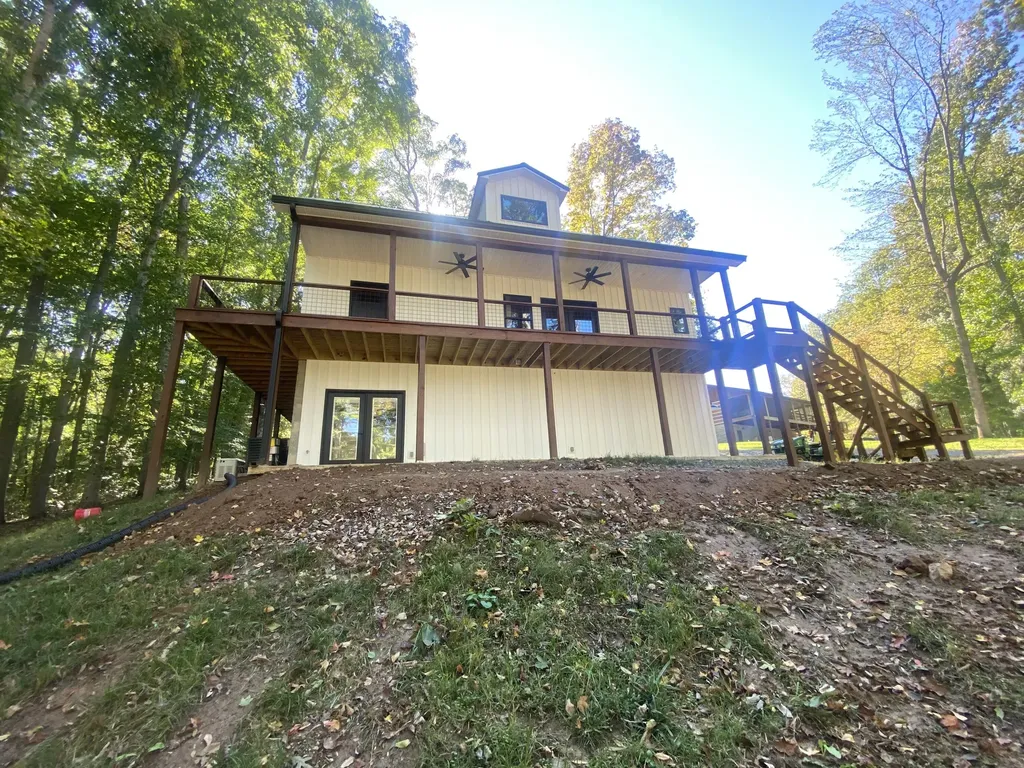 180 Crystal Creek Circle Cadiz KY 42211
