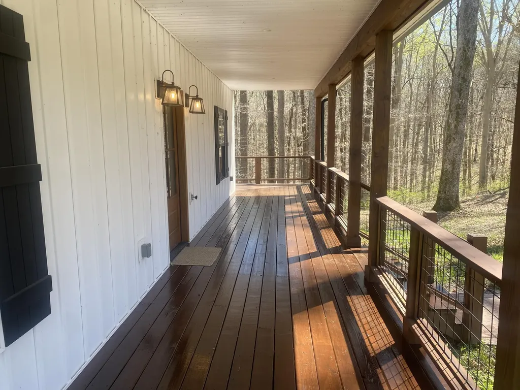 180 Crystal Creek Circle Cadiz KY 42211