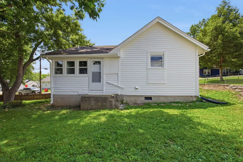 104 Broadway Avenue Cynthiana KY 41031