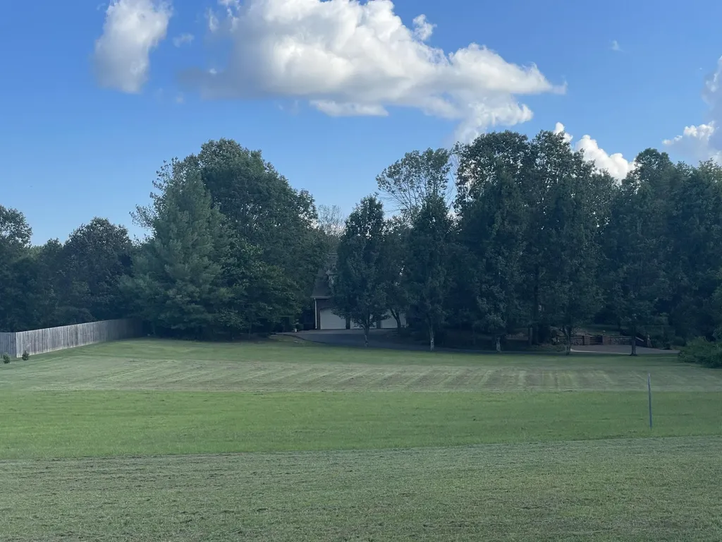 Lot 31 Saddle Creek Subdivision Murray KY 42071