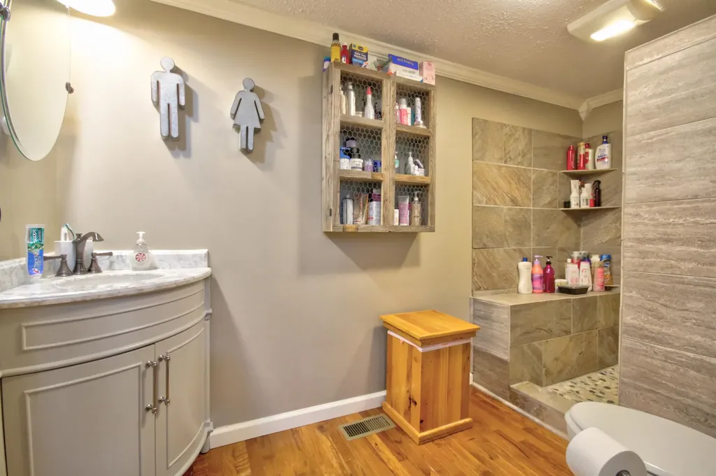 15 Water Tower Road Manchester KY 40962