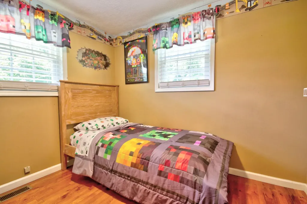 15 Water Tower Road Manchester KY 40962