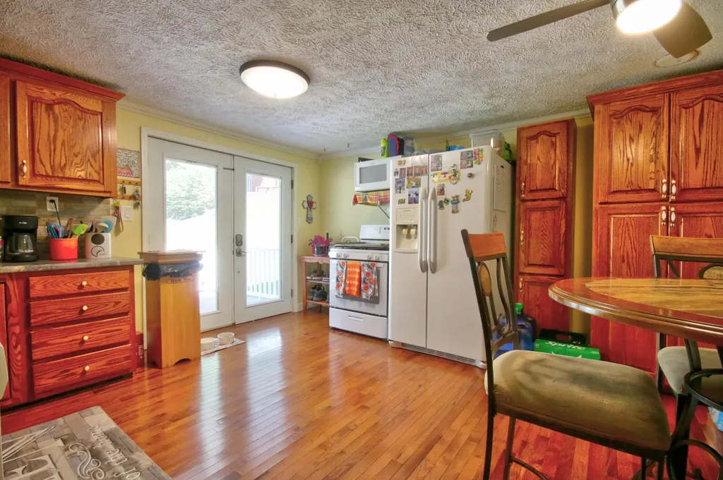15 Water Tower Road Manchester KY 40962