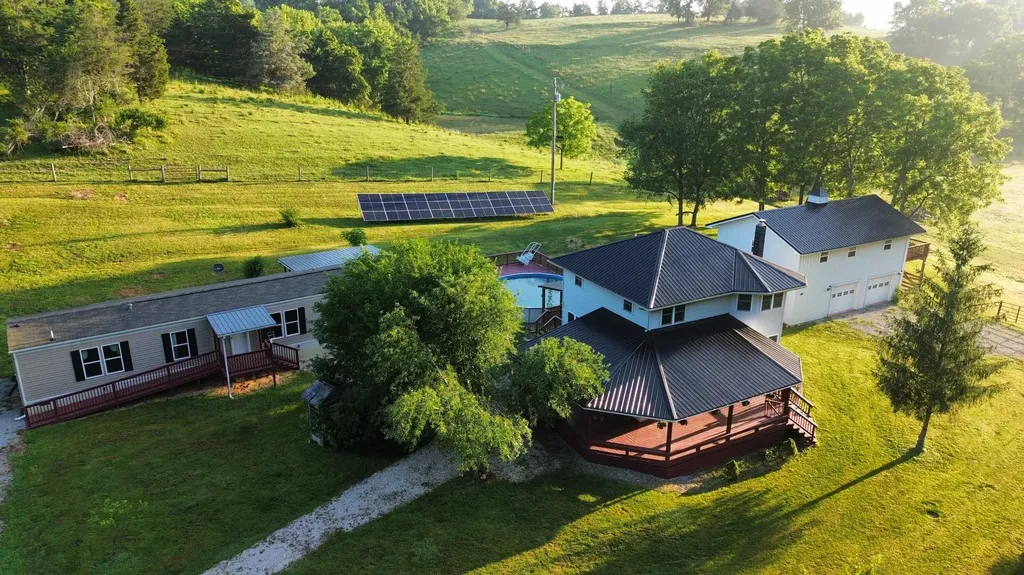 180 Ceder Road Owingsville KY 40360
