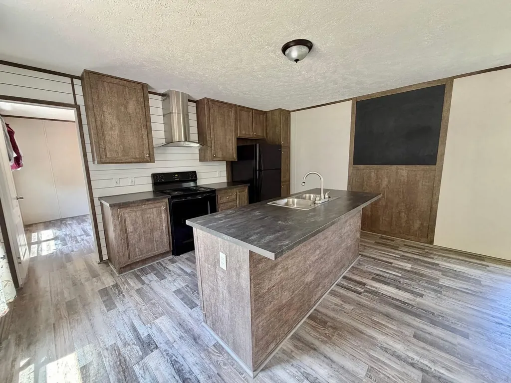 180 Ceder Road Owingsville KY 40360