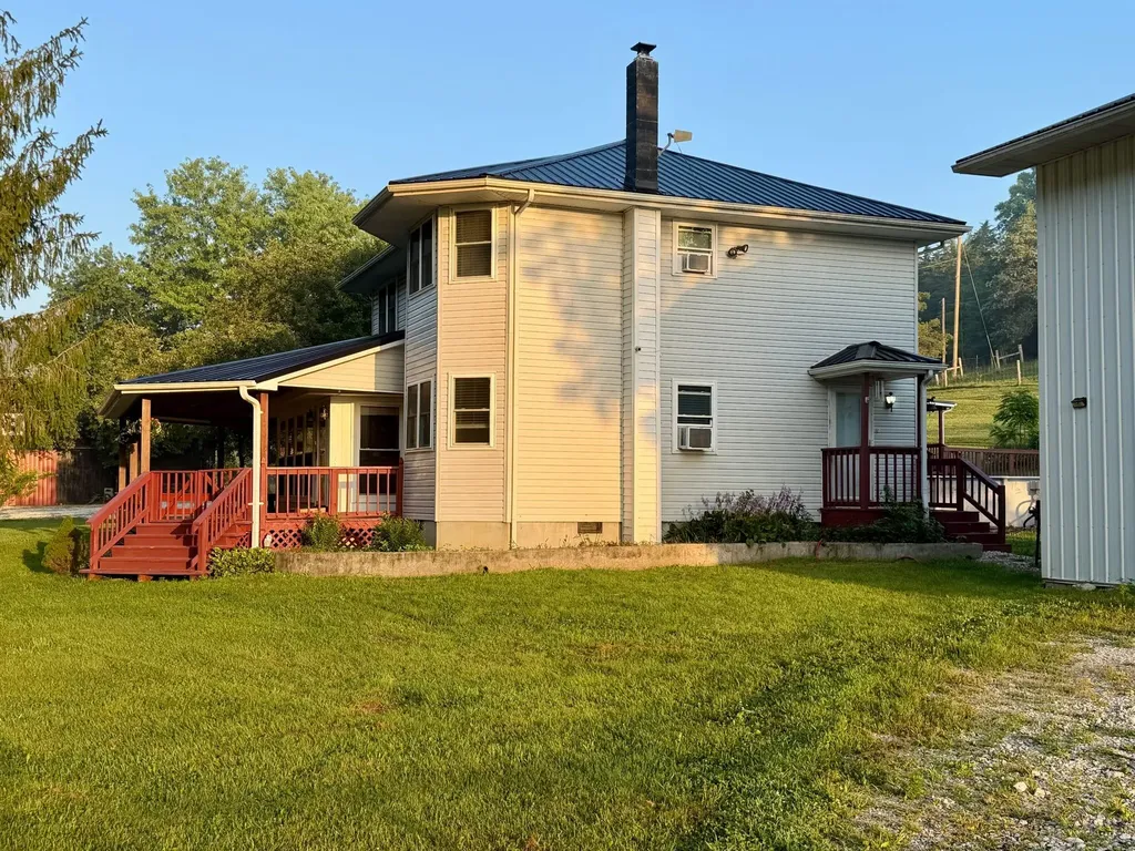 180 Ceder Road Owingsville KY 40360
