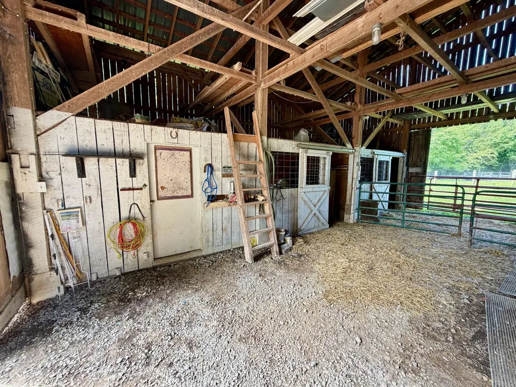 180 Ceder Road Owingsville KY 40360