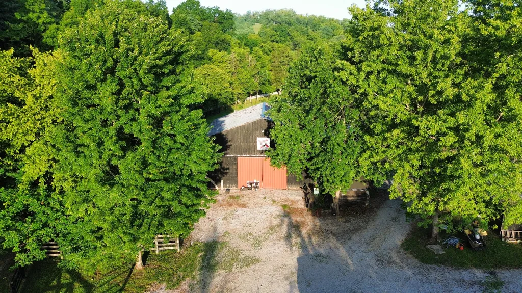 180 Ceder Road Owingsville KY 40360